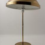 881 6268 Bordslampa